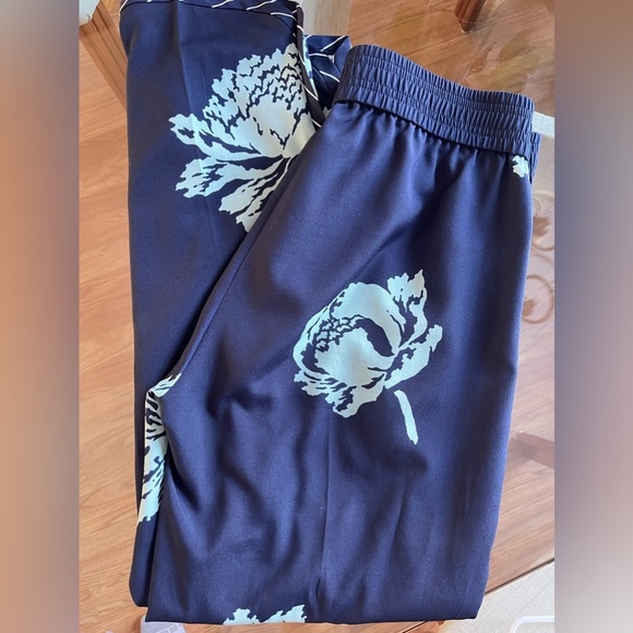 J Crew Joggers. VGUC - Picture 5 of 8